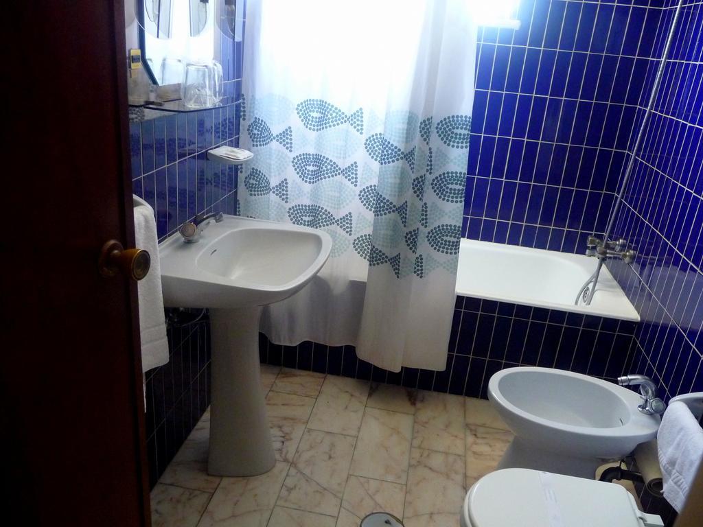 Hotel Tamargueira Figueira da Foz Chambre photo